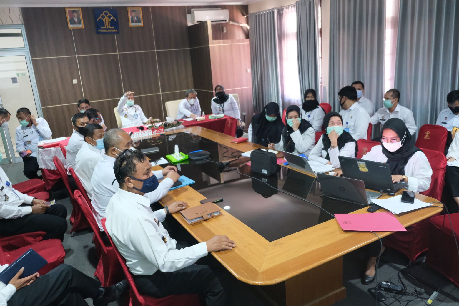 rapat persiapan evaluasi 3