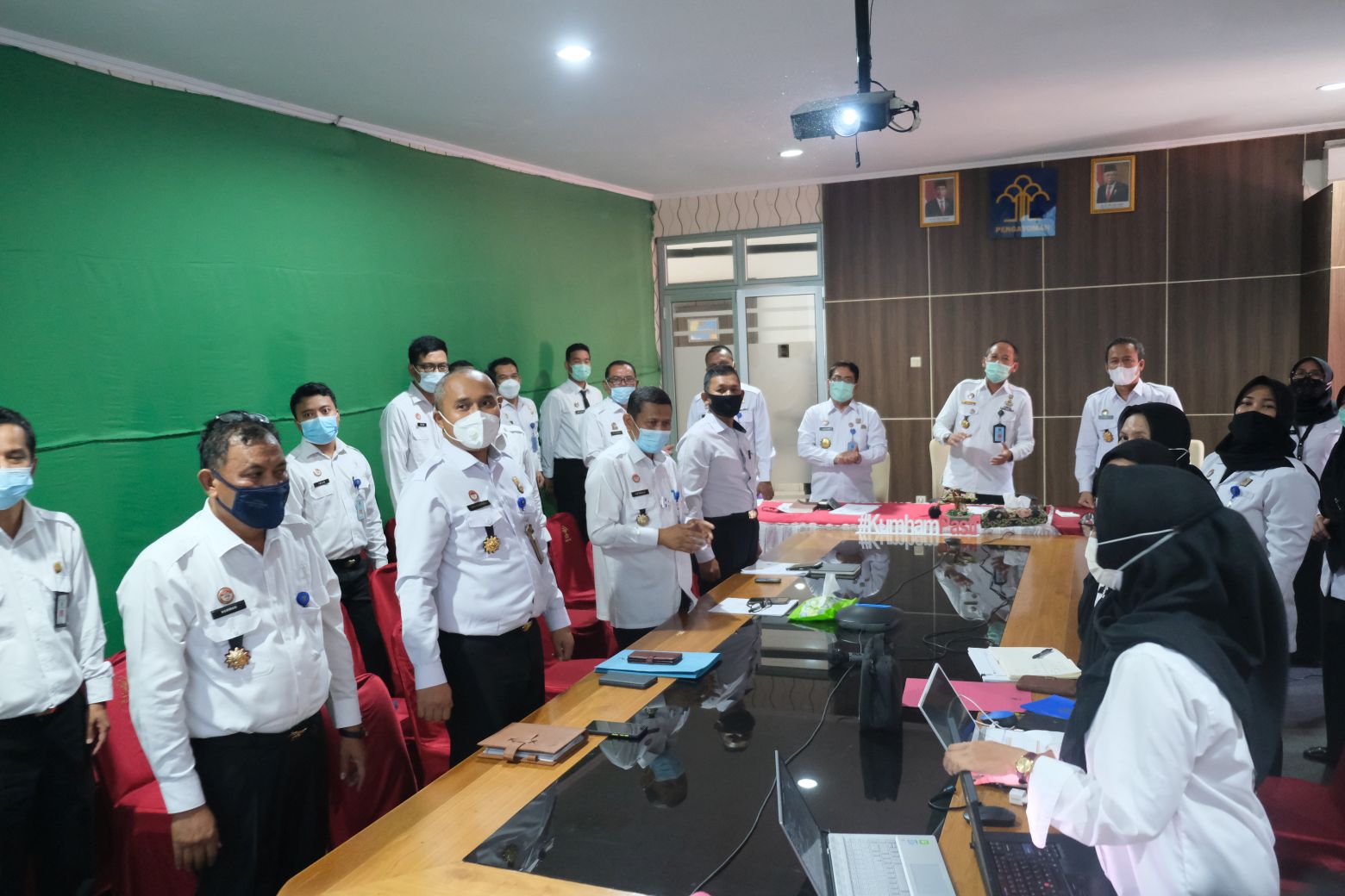 rapat persiapan evaluasi 3