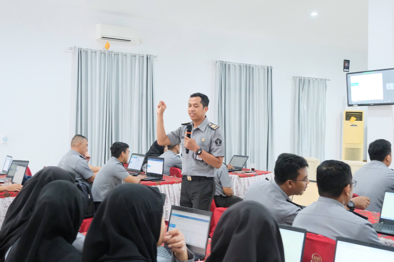 WhatsApp Image 2023 11 27 at 11.59.12 6