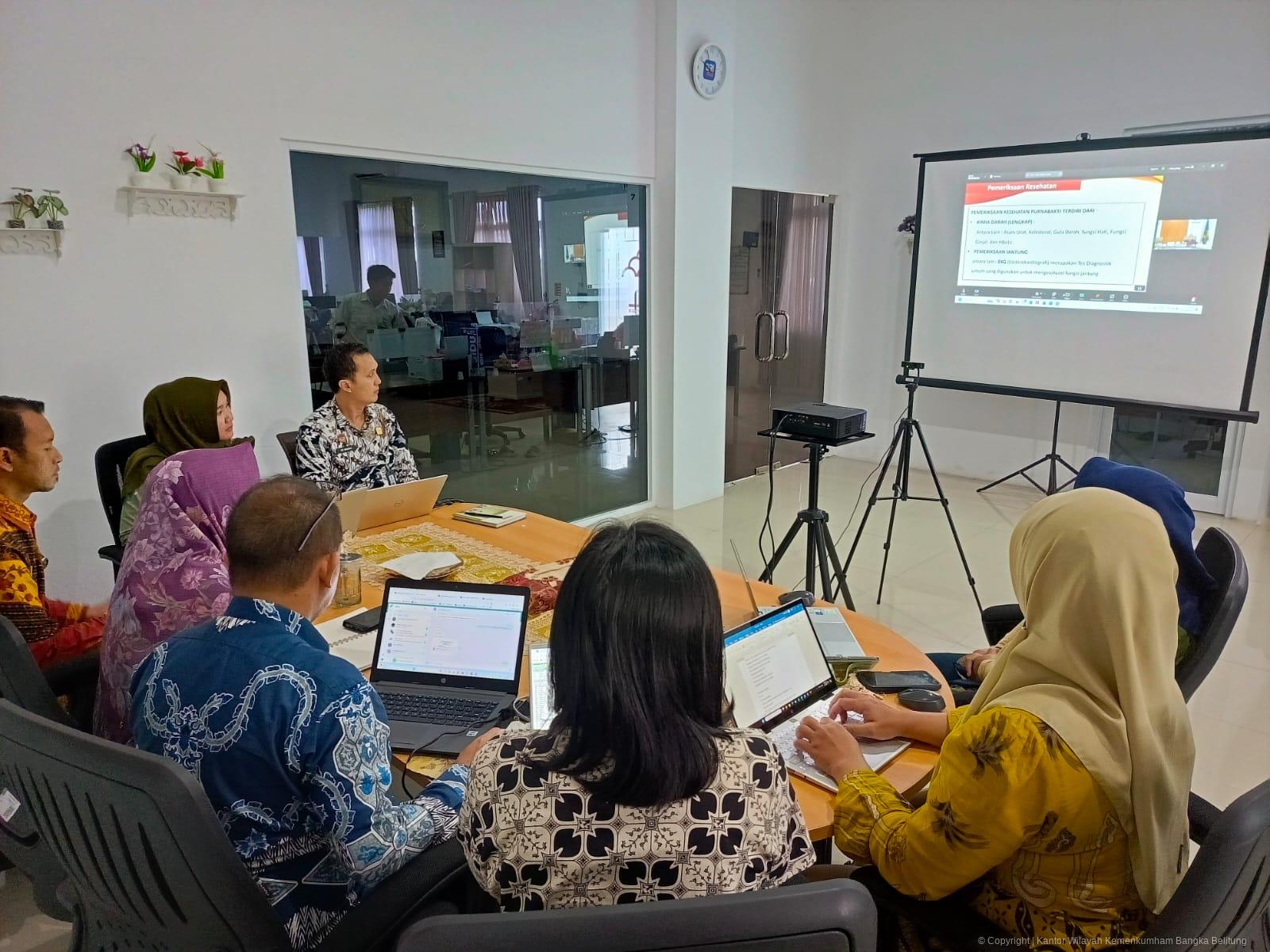 zoom rapat persiapan wisuda 2