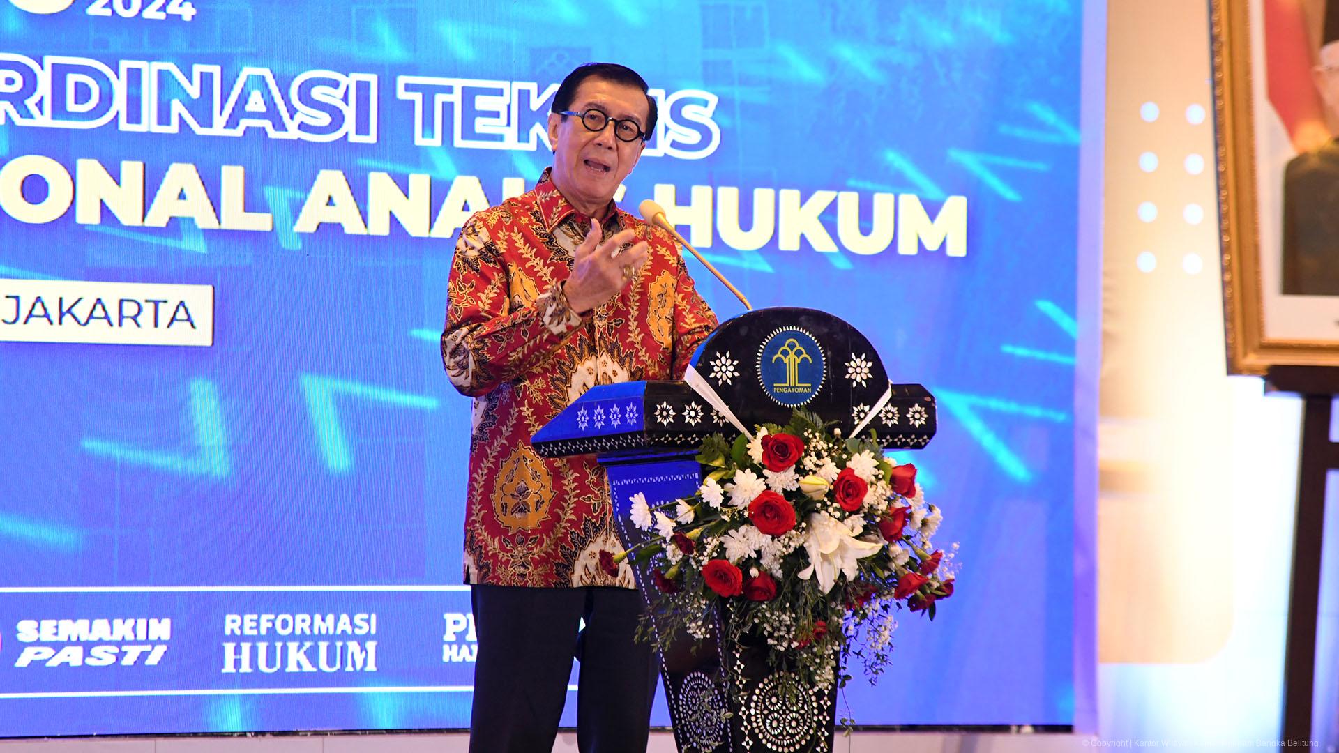 analis hukum 1