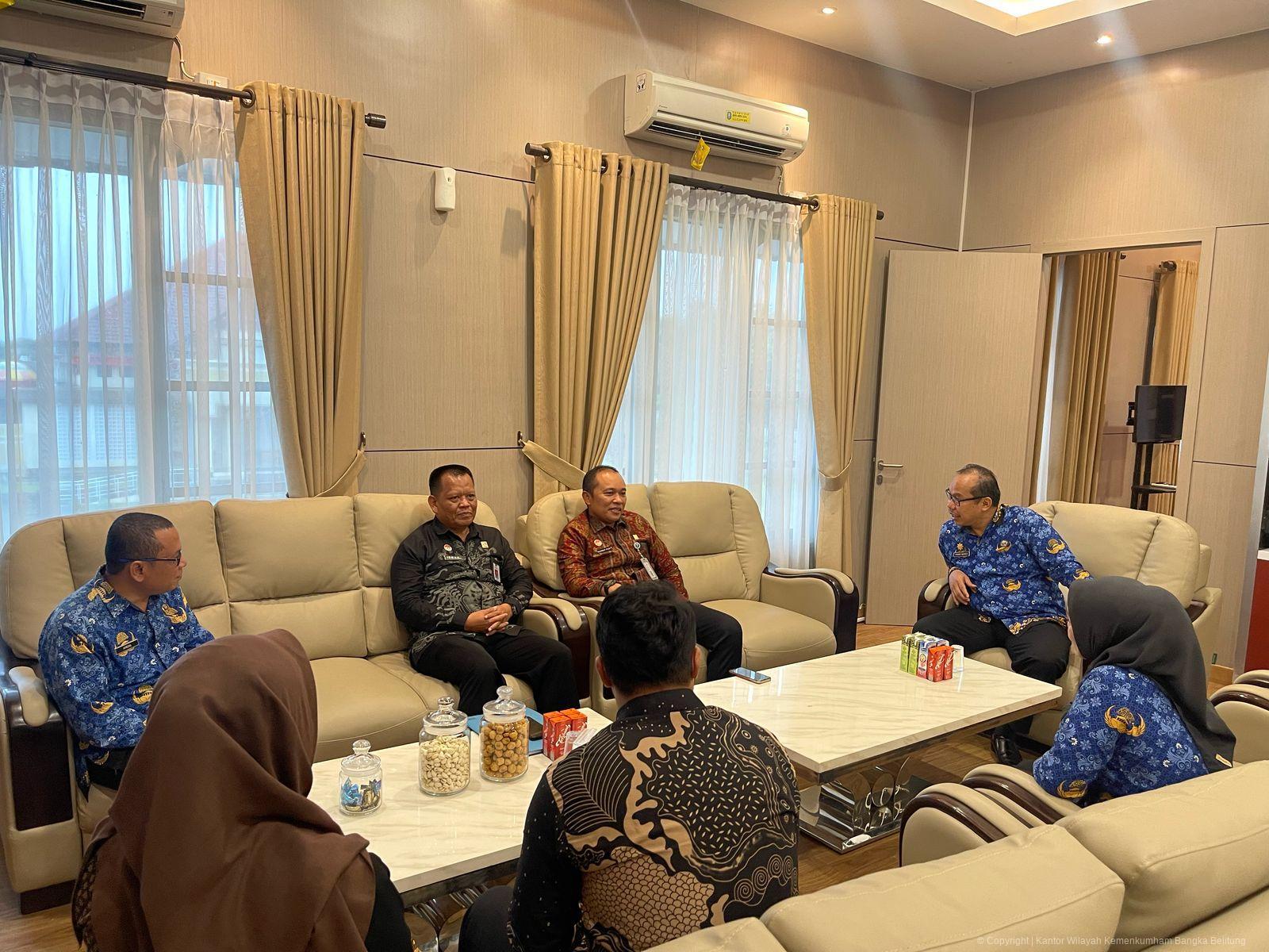 Kadiv P3H Sambangi Sekda Bangka Bahas Persiapan Penilaian Indeks Reformasi Hukum Tahun 2025