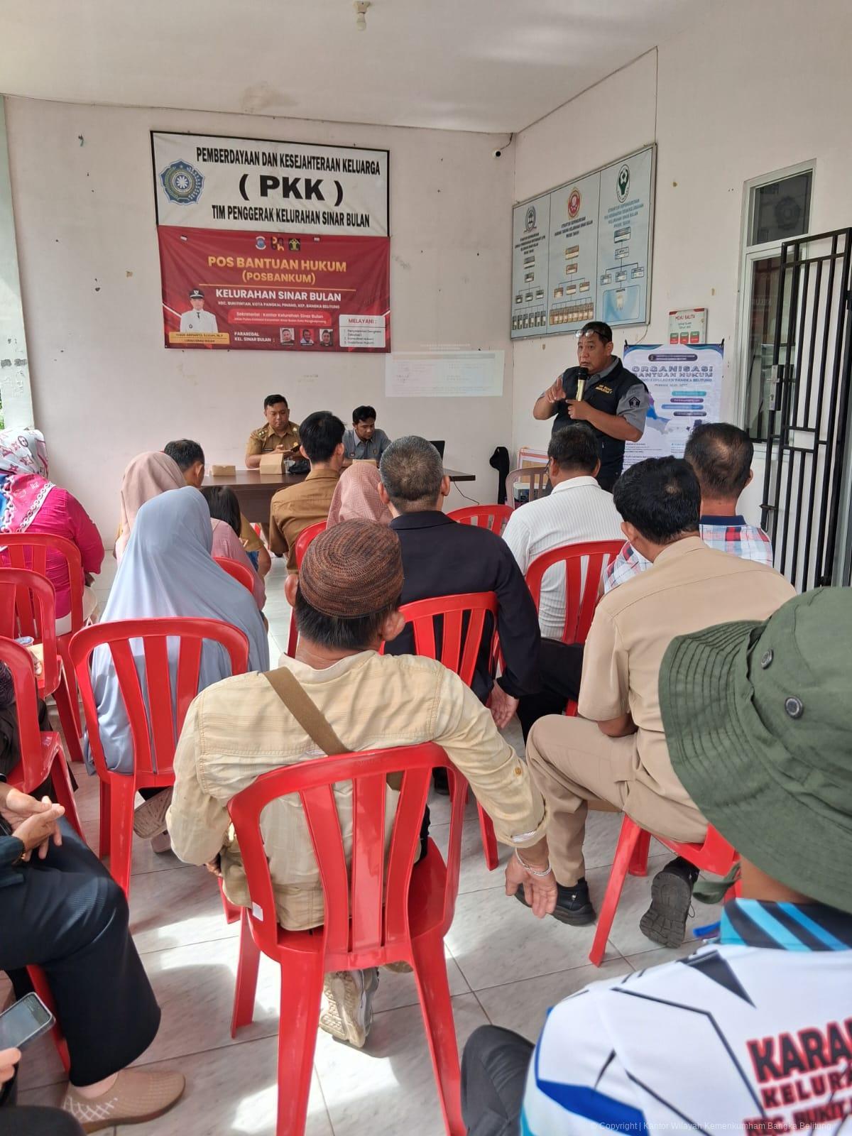 “BEKUMPUL” Di Kelurahan Sinar Bulan, Kanwil Kemenkum Babel Sampaikan KUHP Nasional