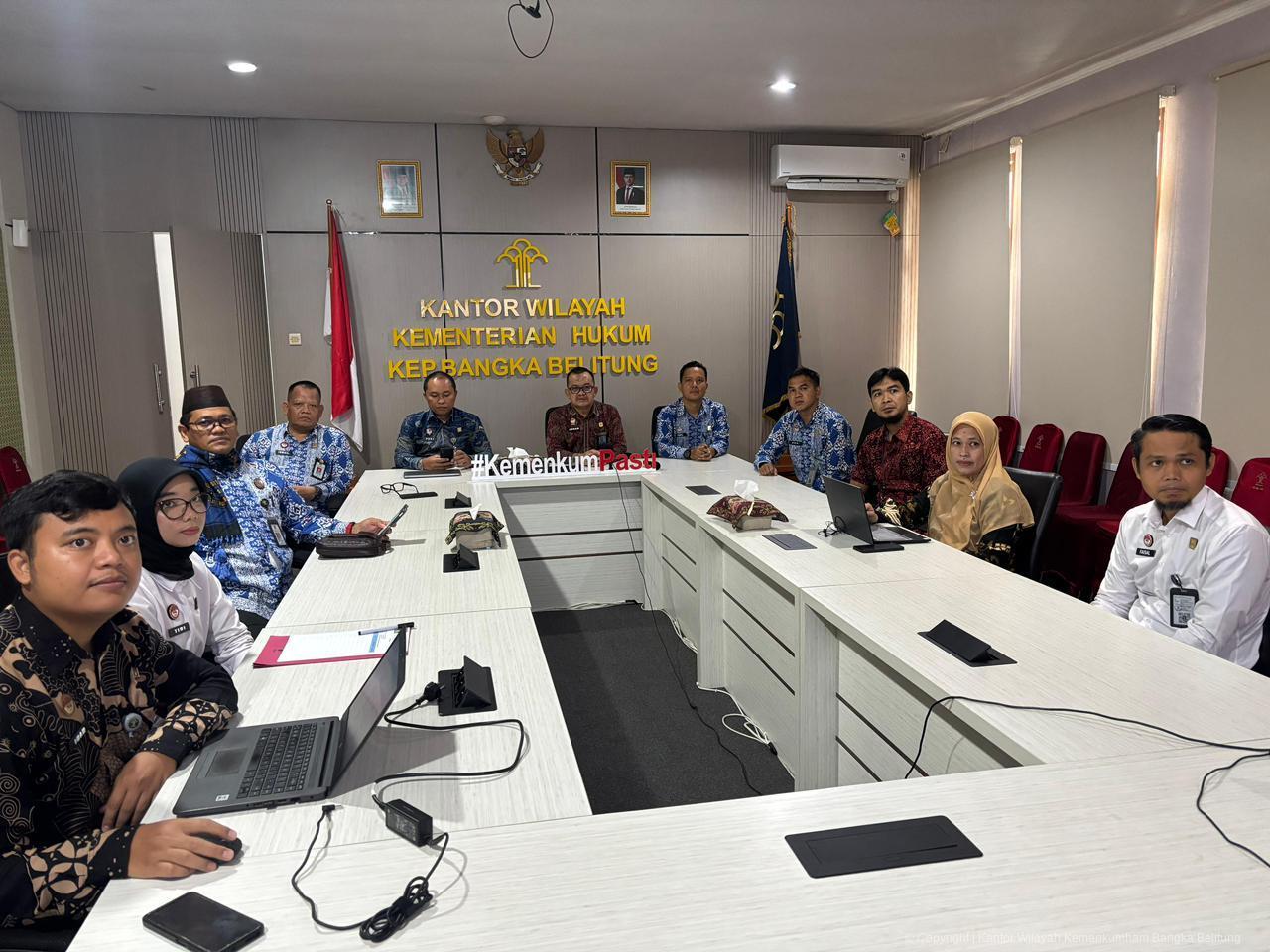 Kanwil Kemenkum Babel Perkuat Kapasitas Perancang melalui Forum Pendalaman Materi Penerapan Hukum Pidana Adat