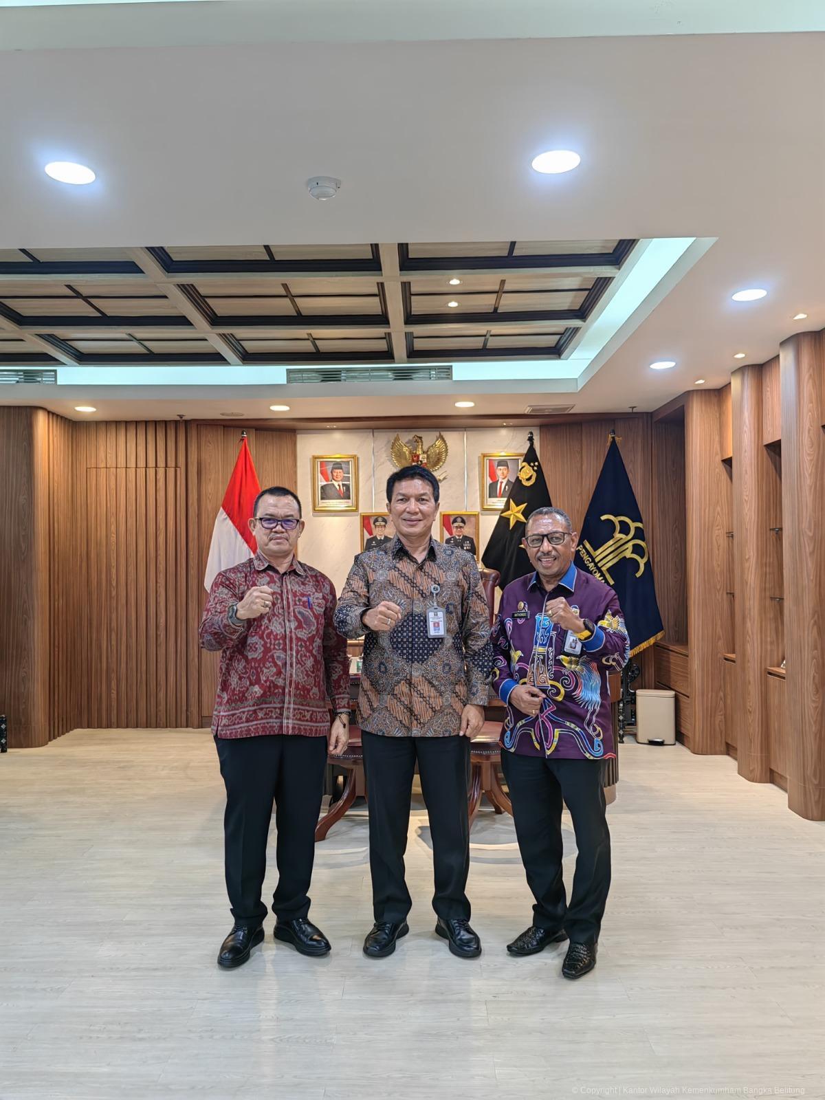 Kakanwil Kemenkum Babel Lakukan Kegiatan Koordinasi dan Audiensi dengan Sekretaris Jenderal Kemenkum RI serta Kabiro SDM Kemenkum RI