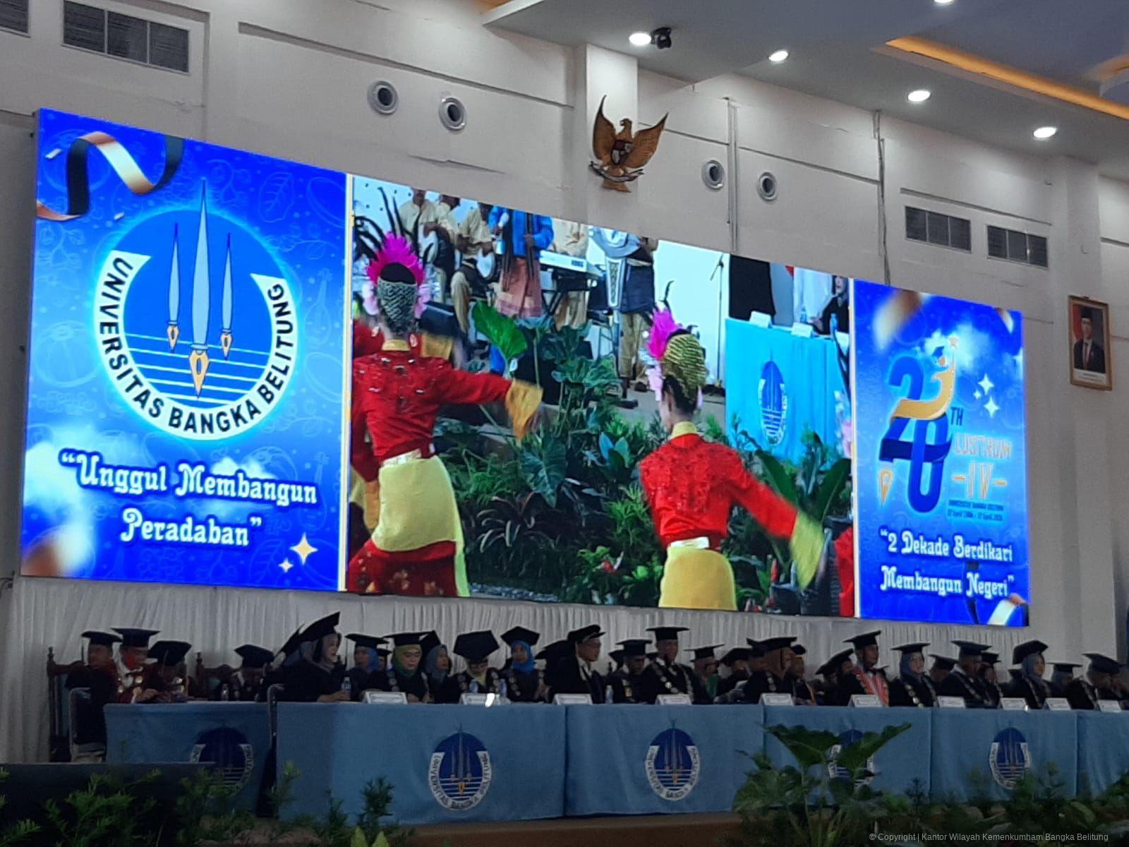 Kanwil Kemenkum Babel Hadiri Rapat Terbuka Senat Dies Natalis Ke-20 UBB dan Pengukuhan Guru Besar