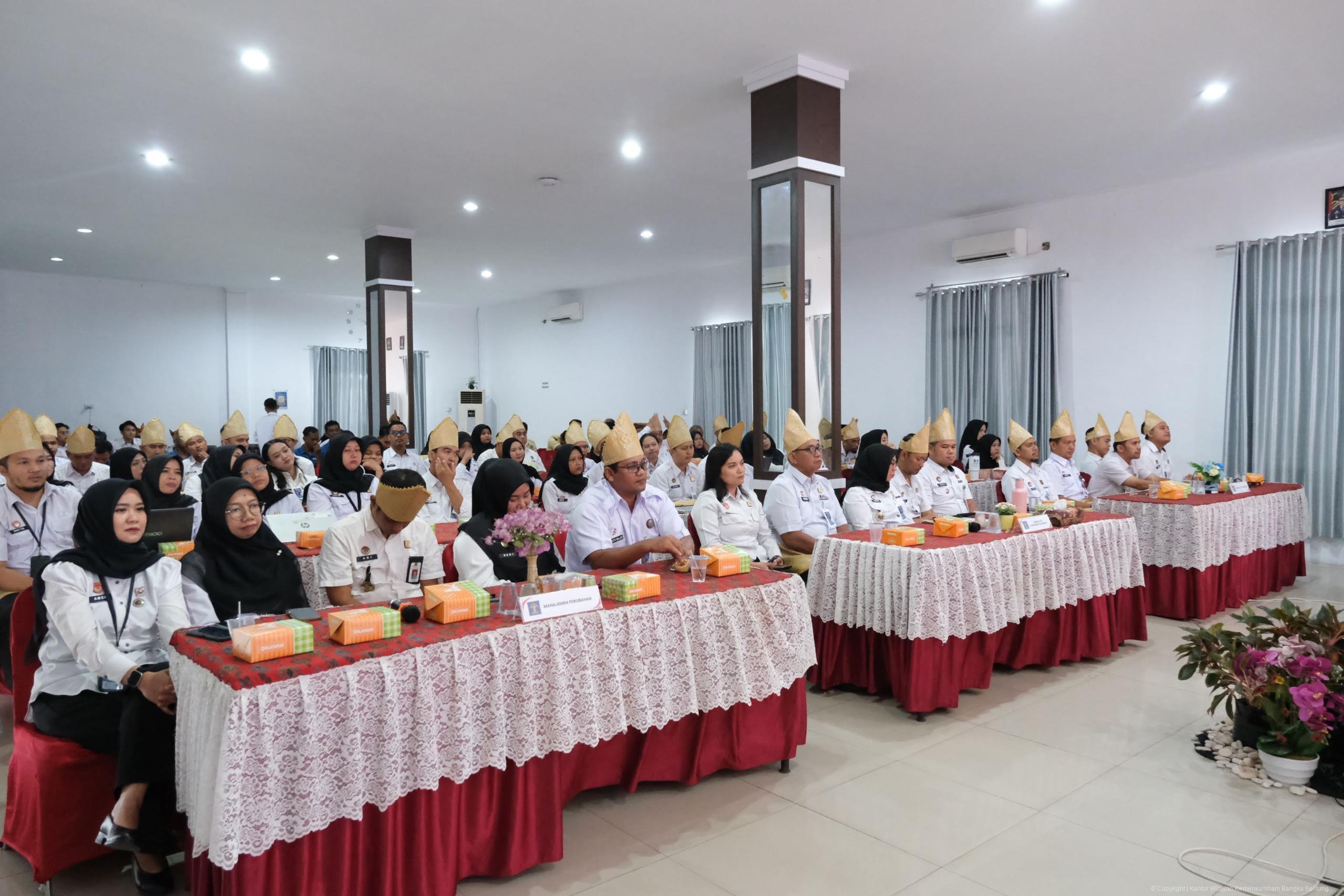 Kanwil Kemenkum Babel Laksanakan Evaluasi Menuju Zona Integritas Wilayah Birokrasi Bersih dan Melayani (WBBM) oleh Tim Inspektorat Wilayah V