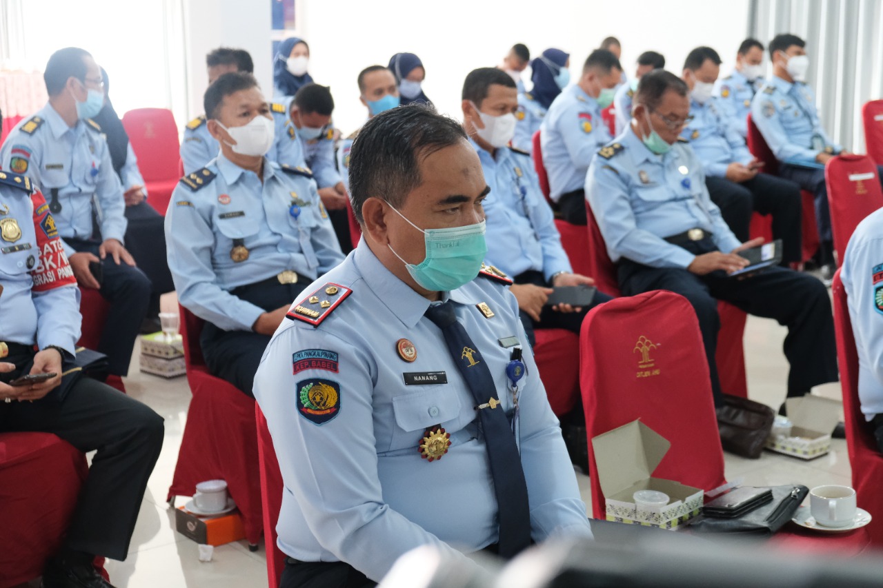 STAF KHUSUS MENTERI 6